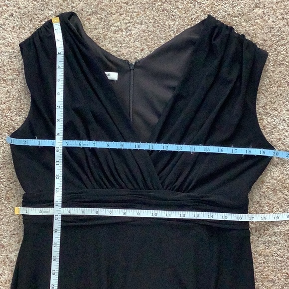 Evan-Picone sleeveless black draped front-size 14 - Picture 5 of 7